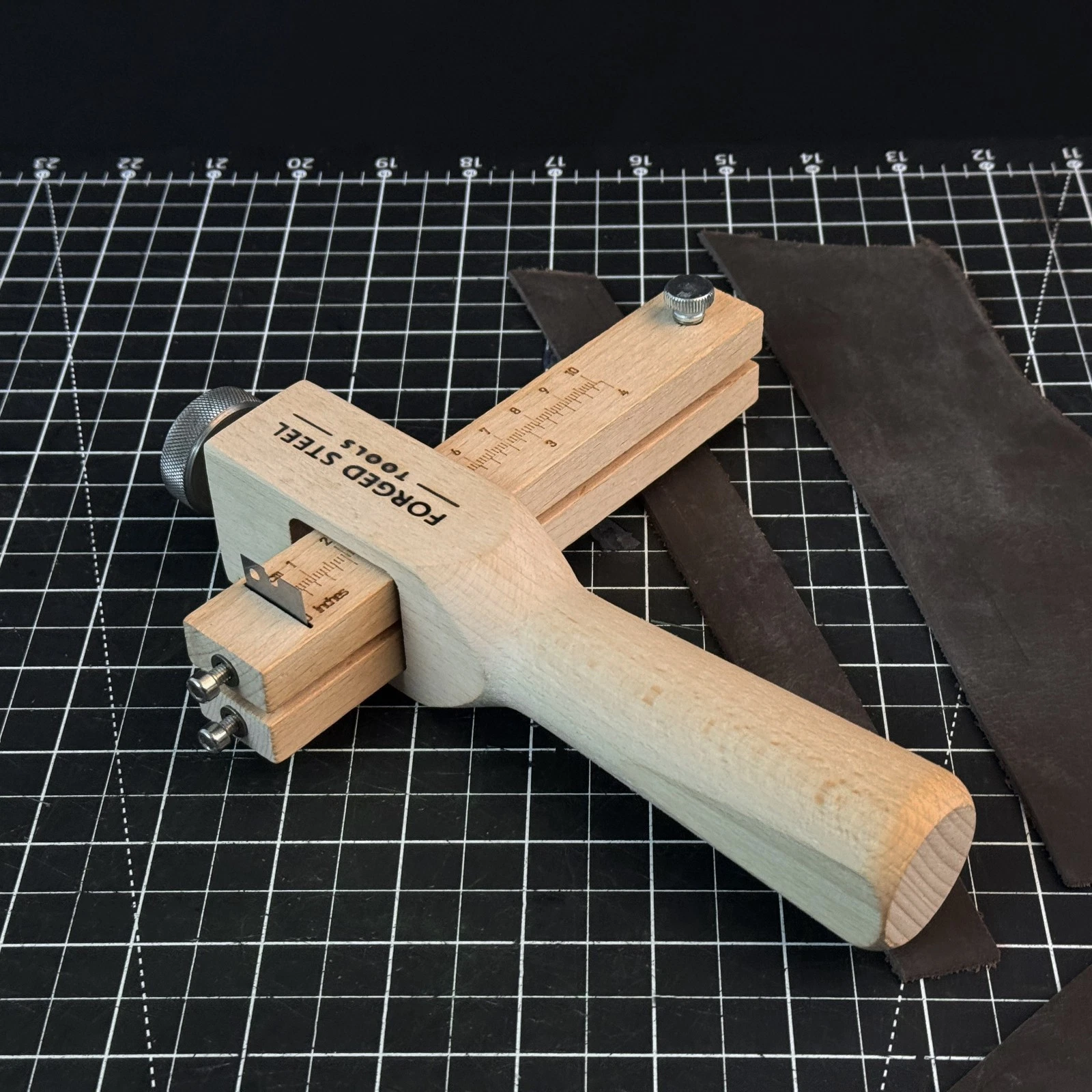 Adjustable Leather Strap Cutter Tool for Precision Leathercraft