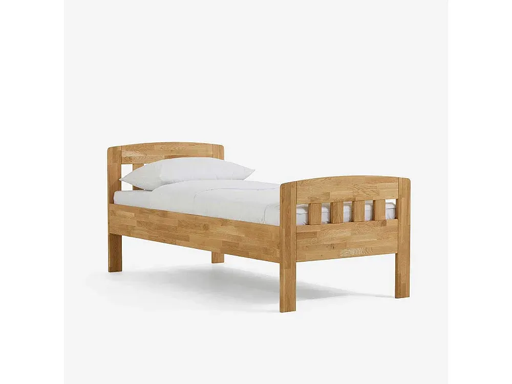 Massivholz Bett aus Wildeiche in Honigfarbe-livelaro.com