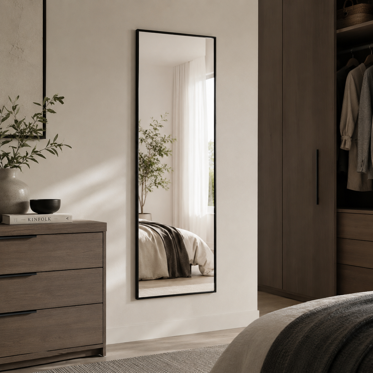 Großer Wandspiegel Schwarz für Flur und Schlafzimmer-SelviaModern