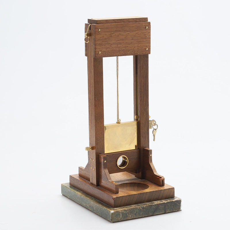 🔥Limited-time 49% off🔥Luxury Desktop Cigar Cutter | Unique Guillotine Style Trimmer