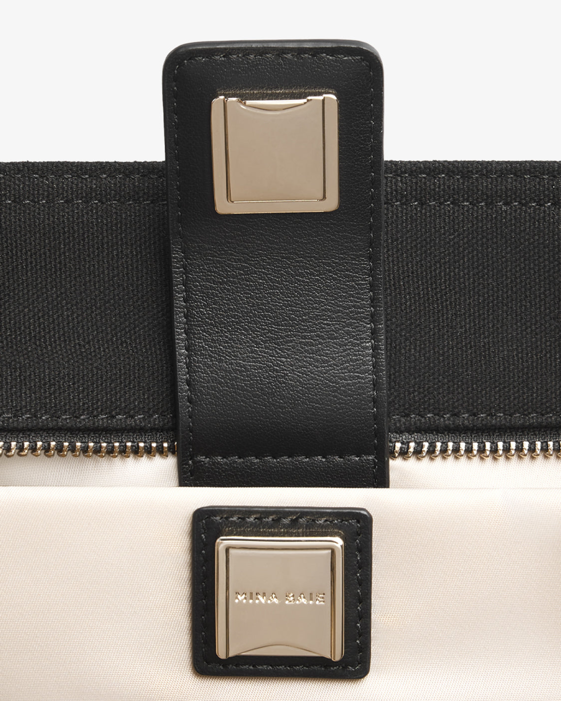 Judie Canvas Full