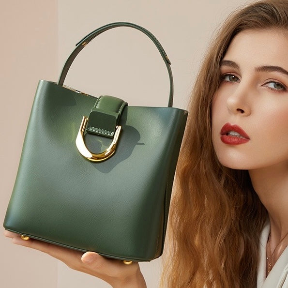 Women’s Genuine Leather Bucket Shoulder Bag – Large Capacity Crossbody for Daily Commute
