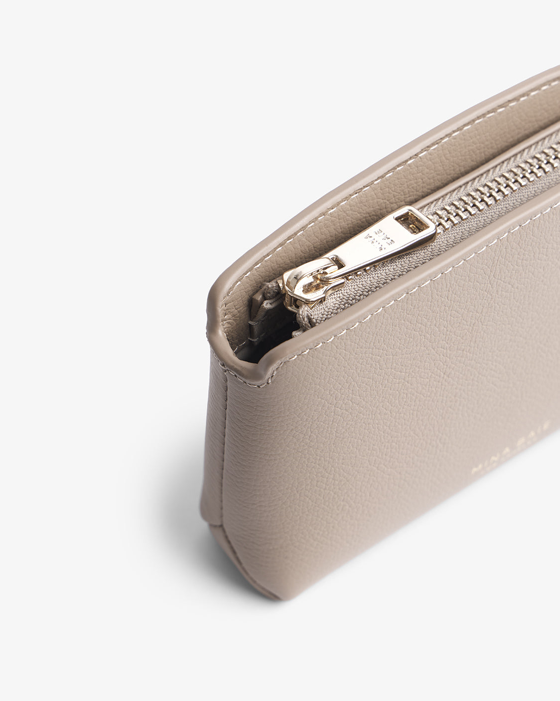 Sophia Pouch Leather