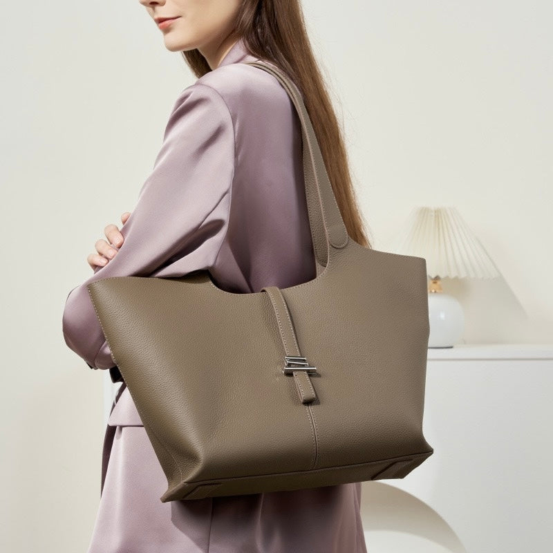 Women’s Genuine Leather Large Capacity Commuter Tote Bag