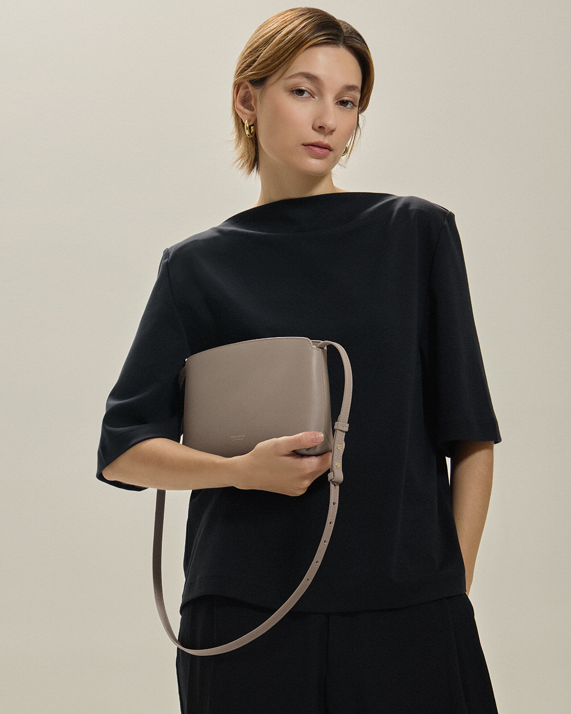 Sophia Crossbody Leather