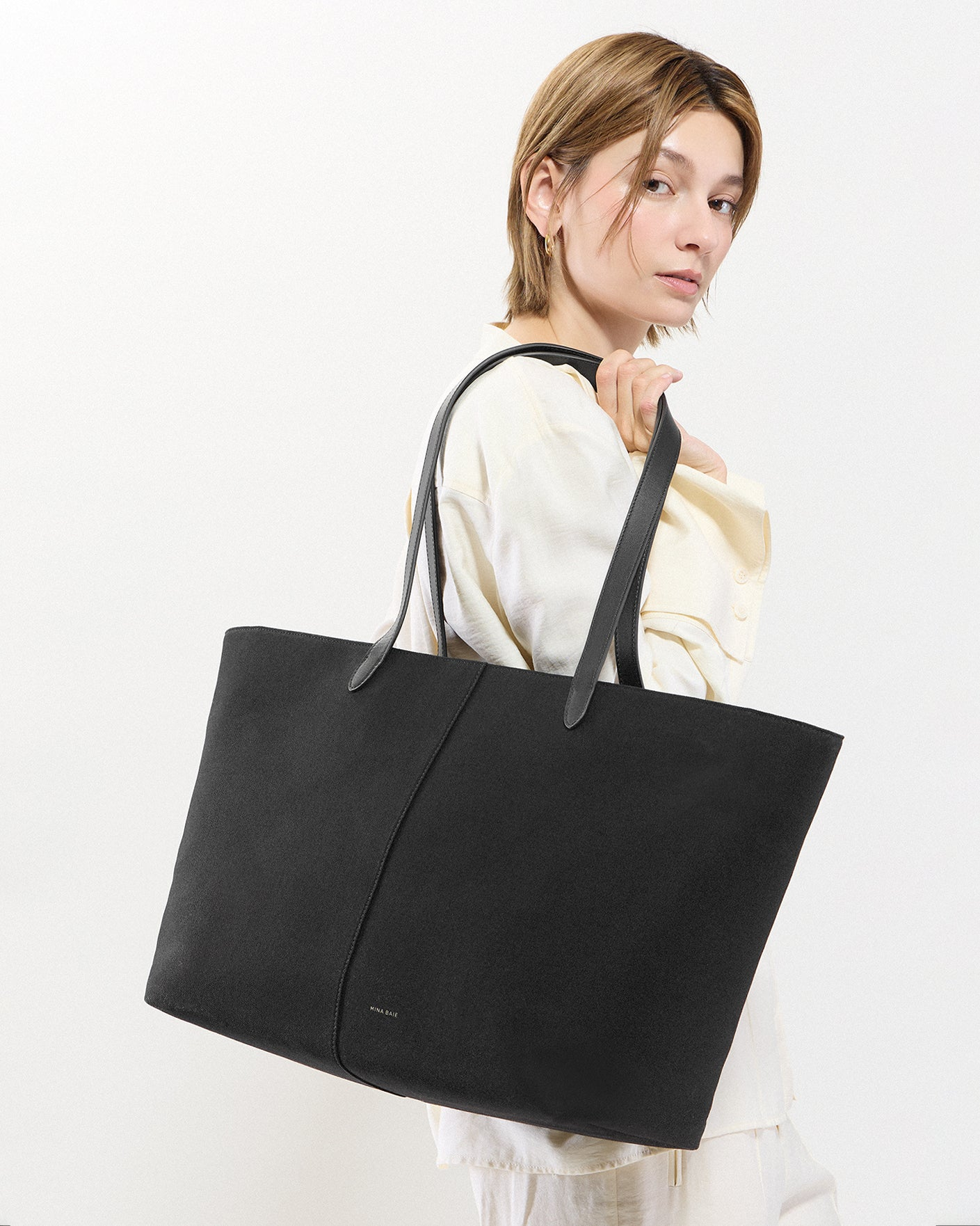 Judie Canvas Full