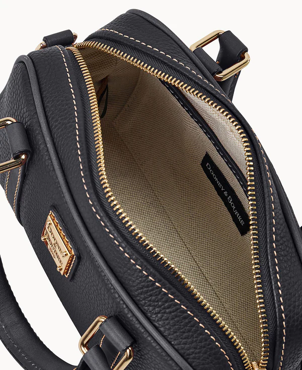 Pebble Grain Satchel 24