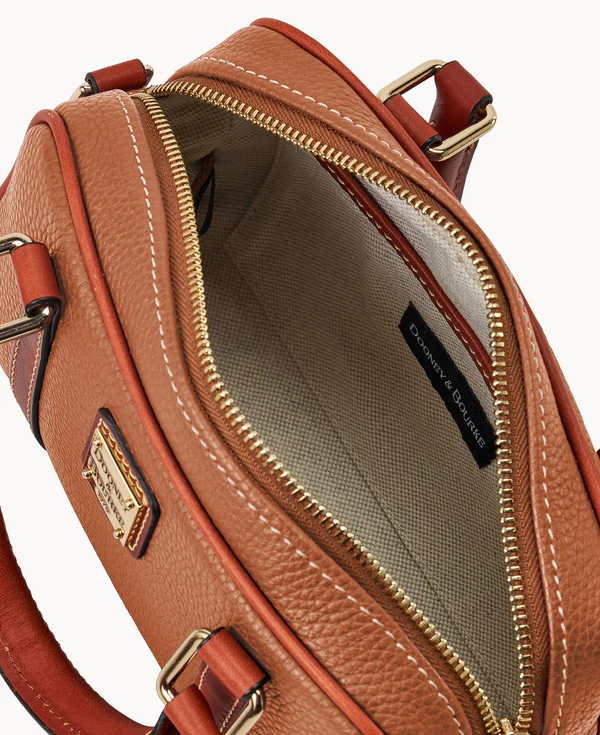 Pebble Grain Satchel 24