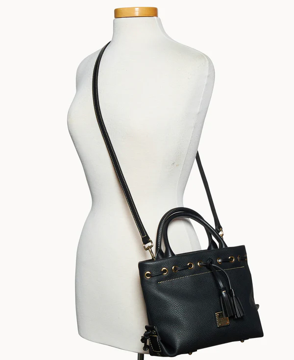 Pebble Grain Tassel Tote