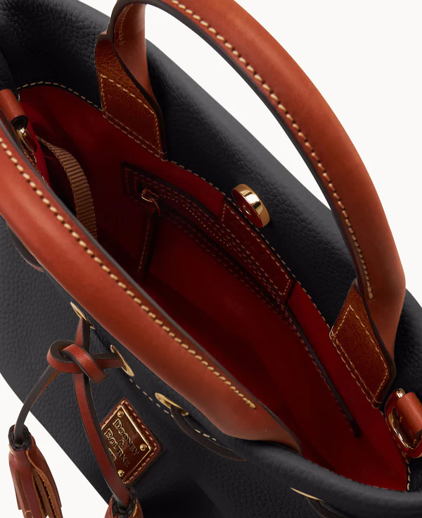 Pebble Grain Tassel Tote