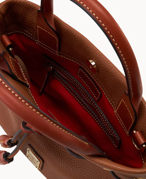 Pebble Grain Tassel Tote
