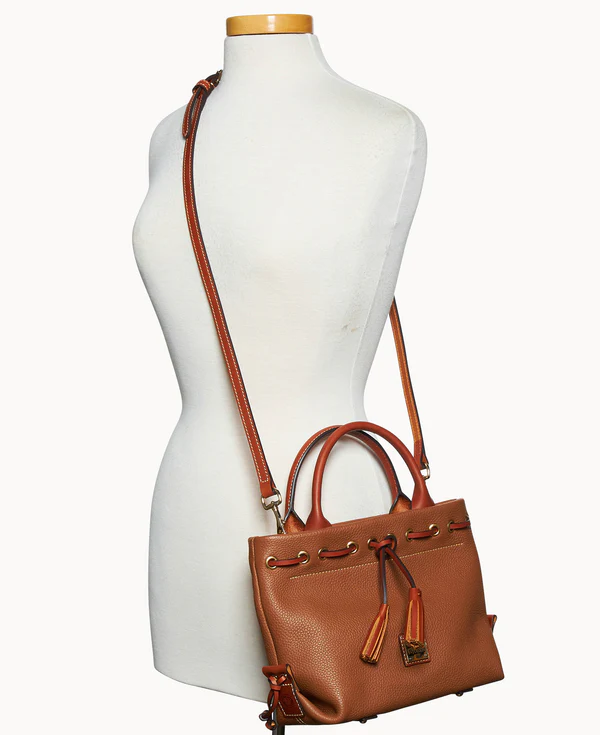 Pebble Grain Tassel Tote