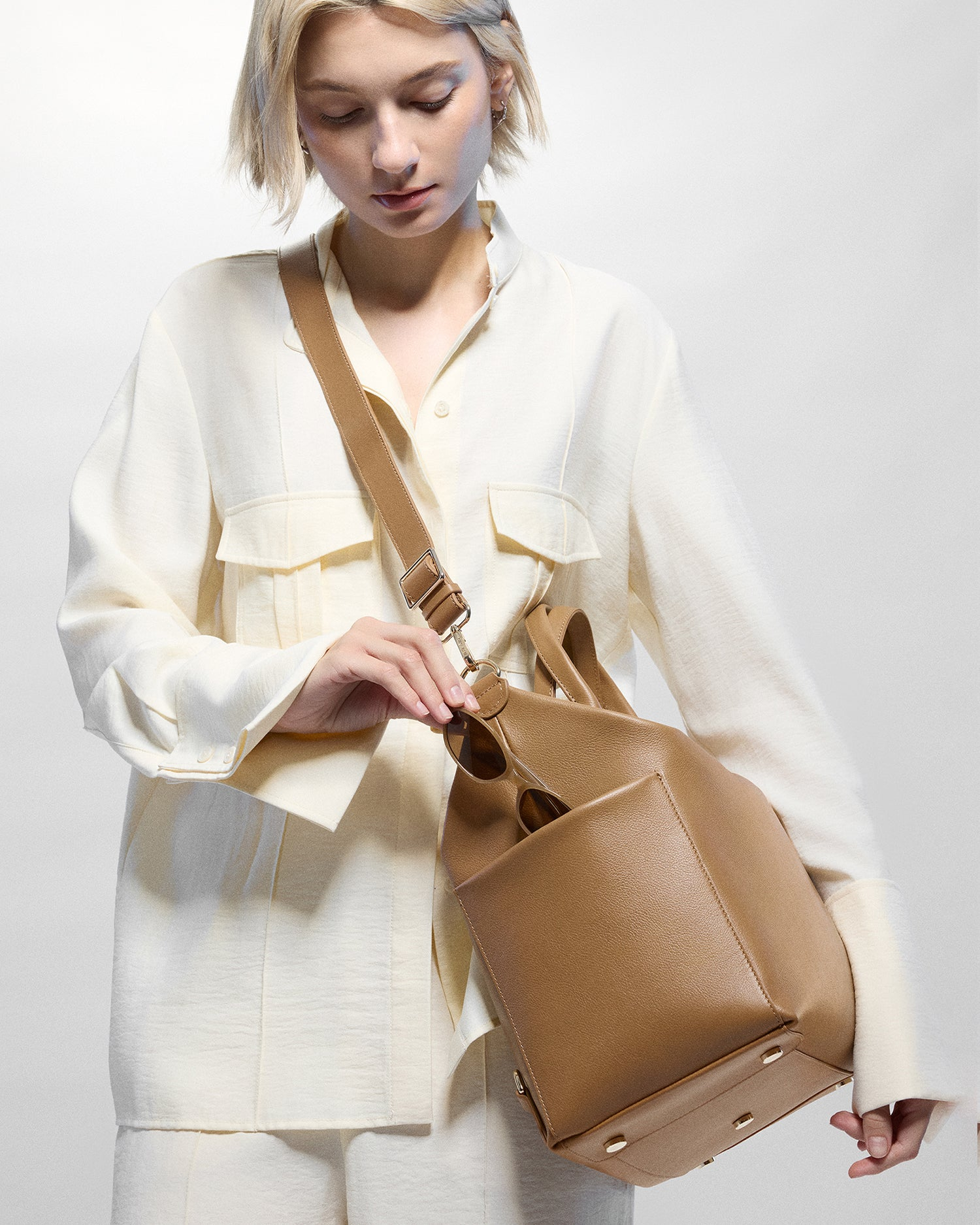 [Copy]Harlow Suede Midi