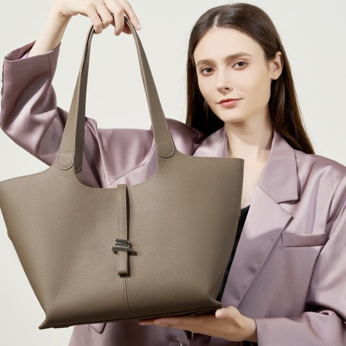 Women’s Genuine Leather Large Capacity Commuter Tote Bag