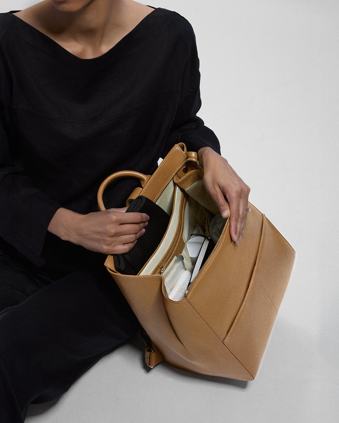 Harper Backpack Leather Full