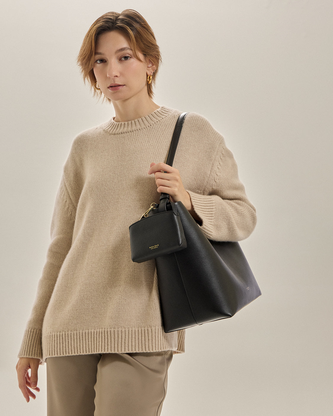 Sophia Pouch Leather