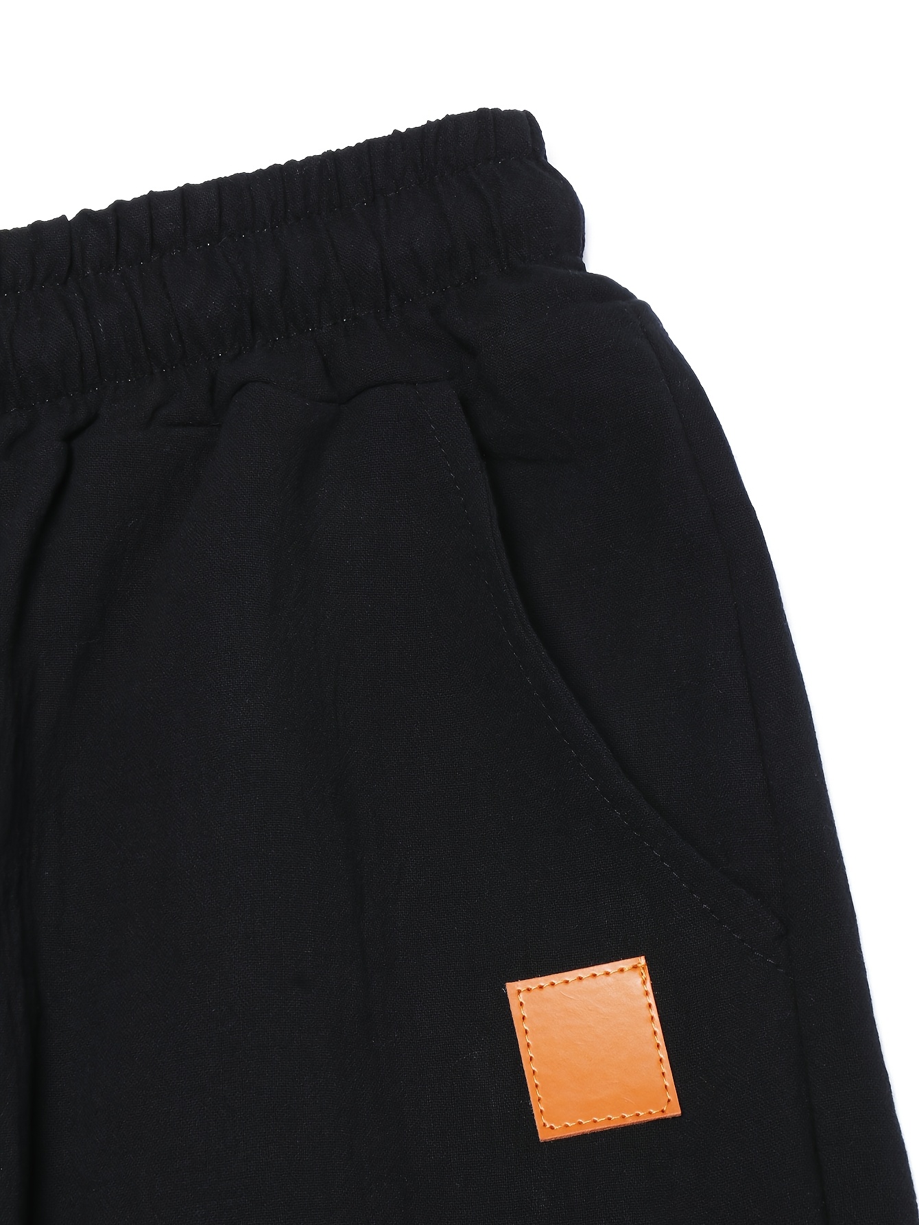 Men’s linen casual shorts with an elastic waistband and drawstring, summer beach shorts featuring leather patches