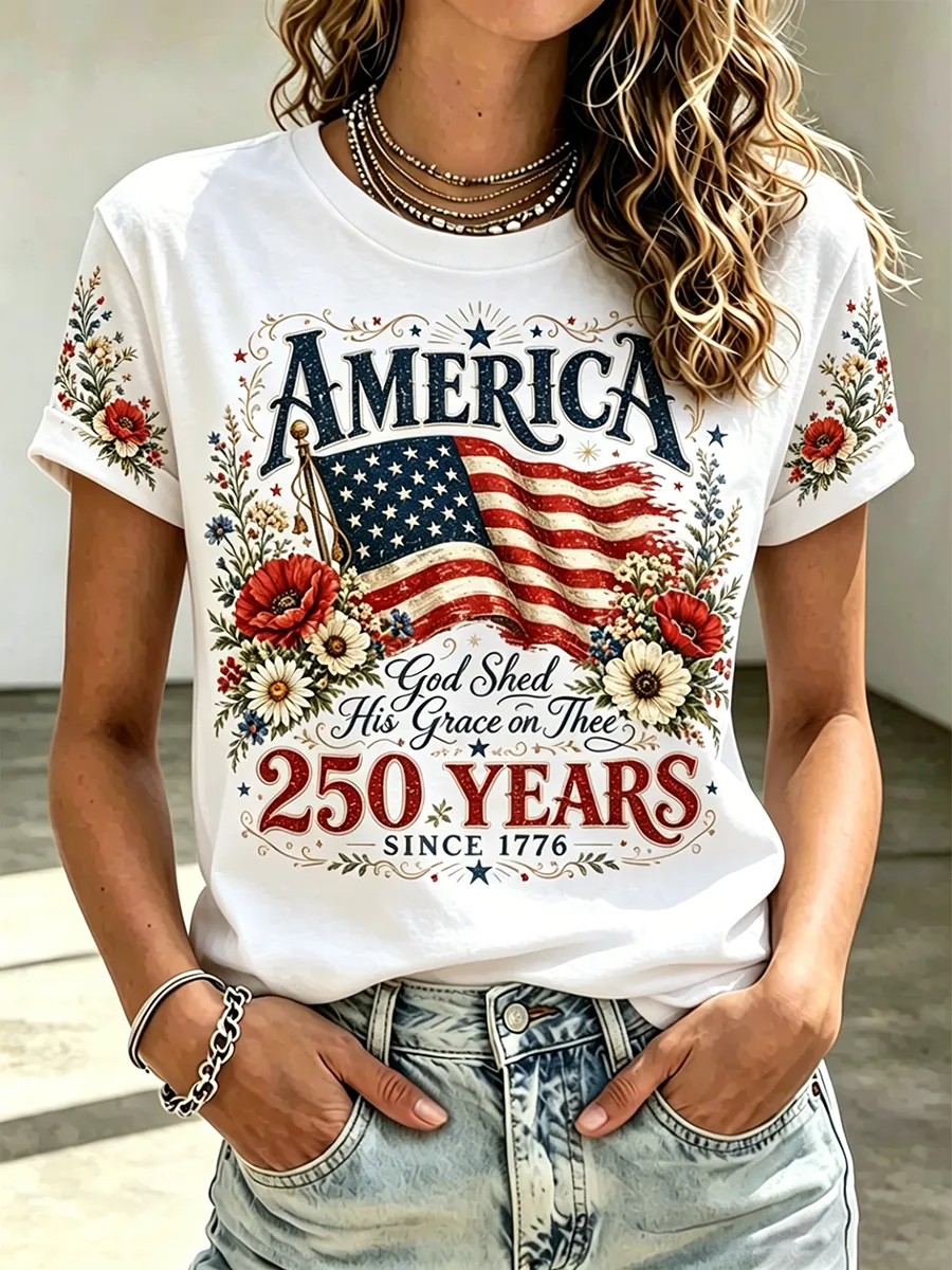 Women's America 250th Anniversary Floral T-Shirt, Patriotic 1776 Vintage Flag Short Sleeve Top