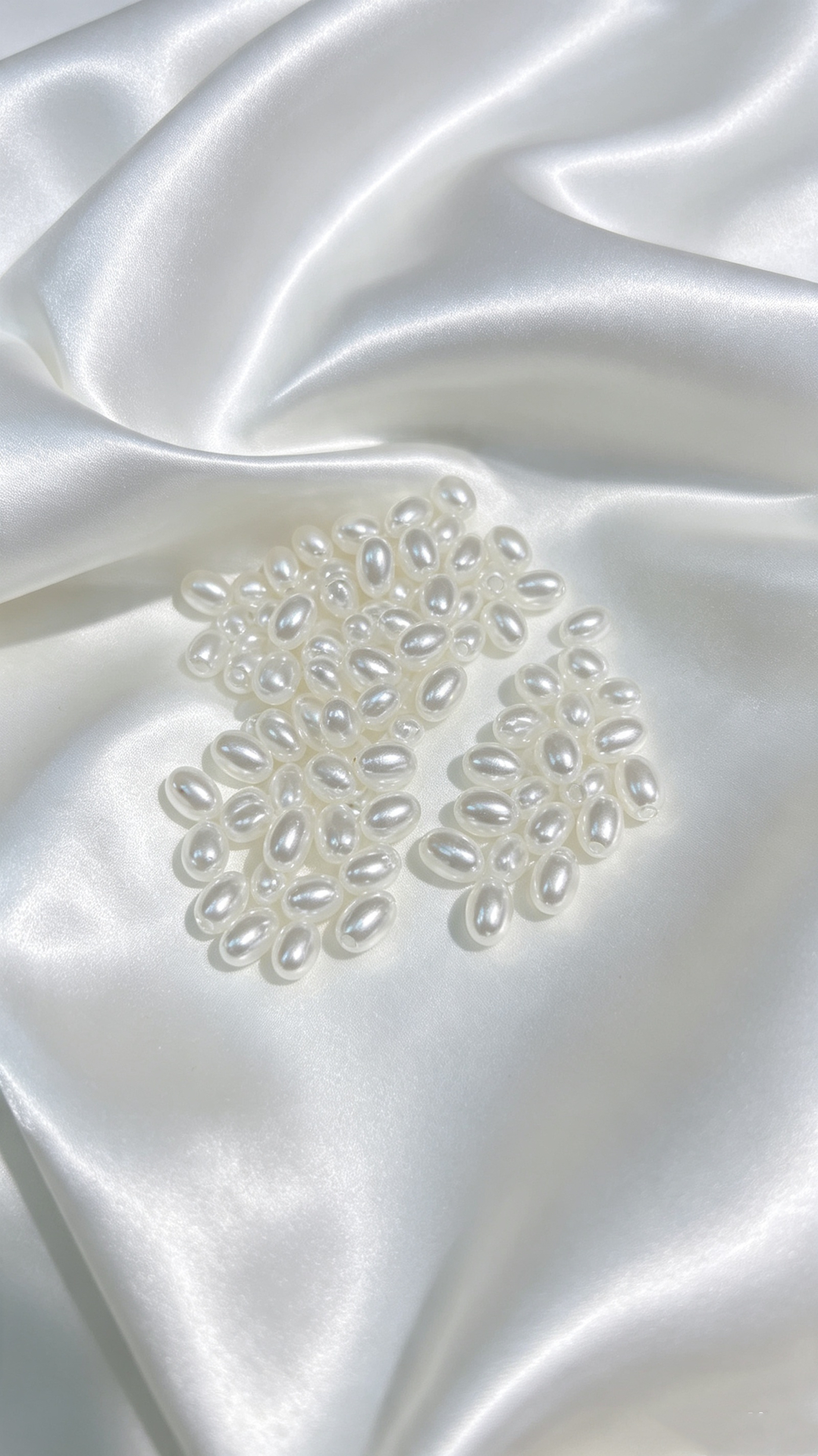 Glossy White Pearl Beads For Craft Making