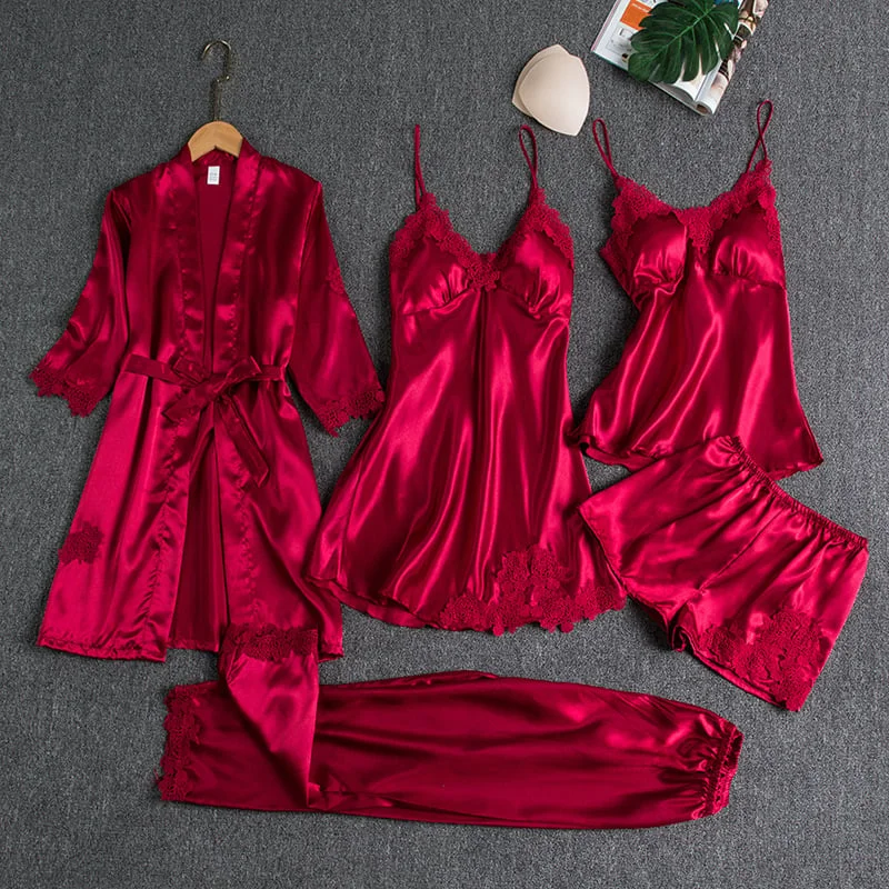 🔥🌹Валентинска оферта💕 Дамска секси нощница от леденa коприна – комплект от 5 части