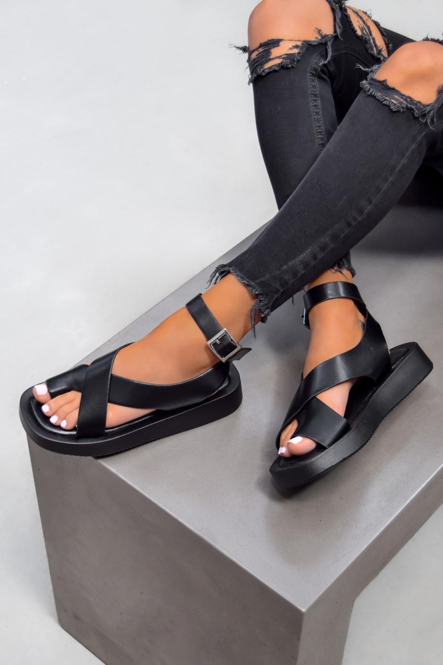 ADELINA – Modische Gladiator-Sandalen mit Plateau-Sohle