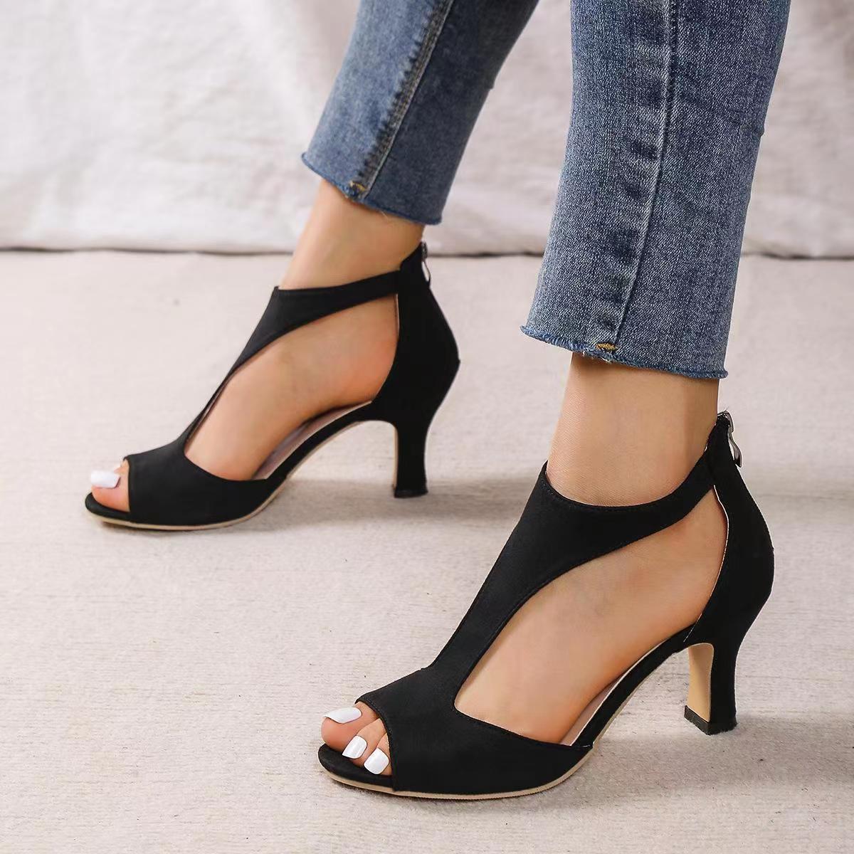Stilettos mit Reißverschluss hinten und Fischschuppen-Design