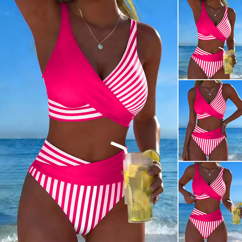Zweiteiliger, farbenfroher Bikini mit Blöcken und Streifen
