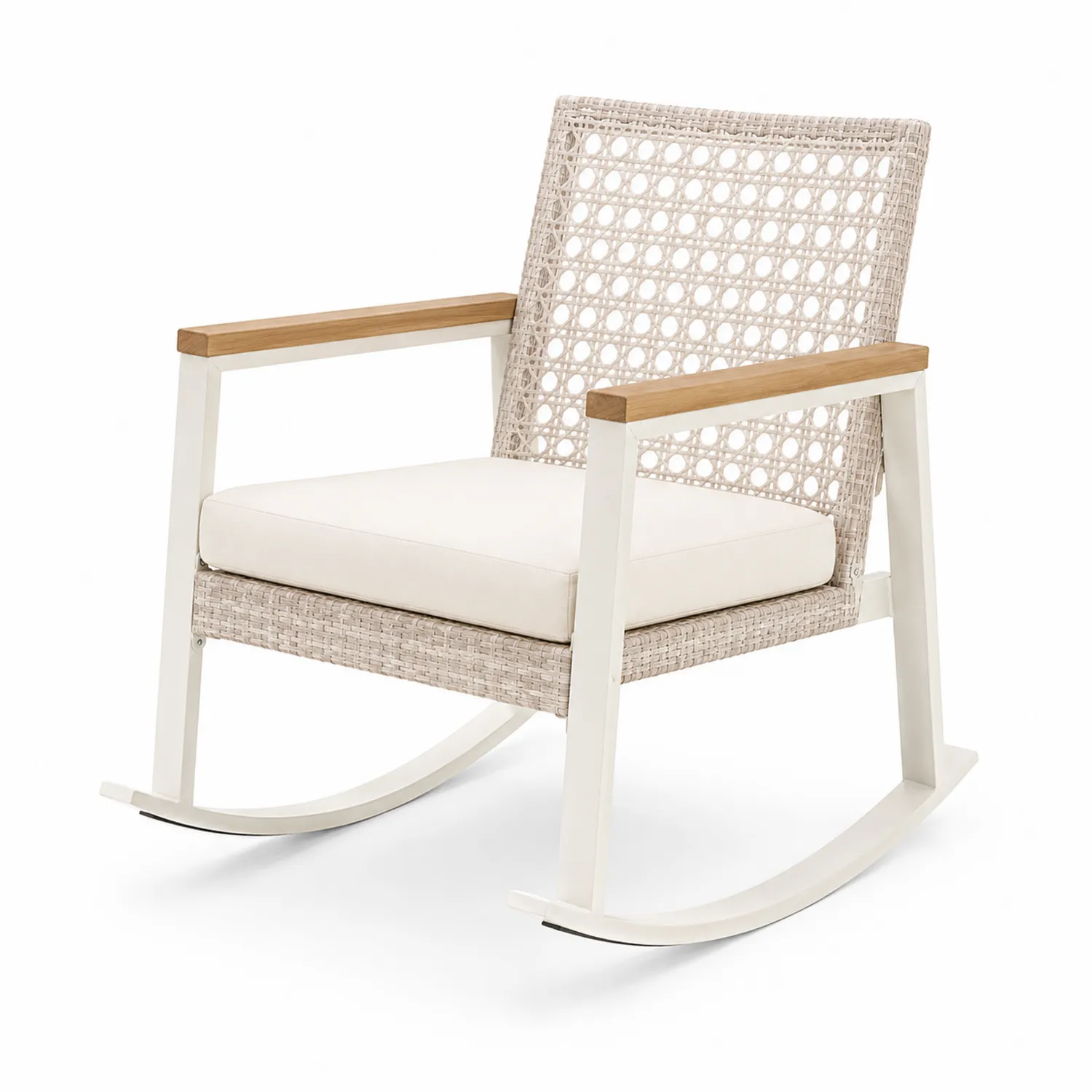 Silla mecedora de aluminio con cojín crema y respaldo de ratán sintético