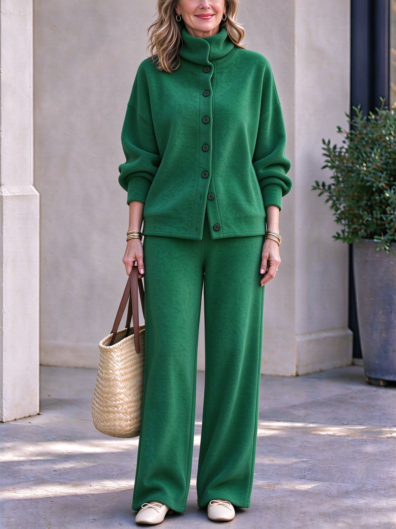 Women's Casual Turtleneck Top and Wide-Leg Pants Suit