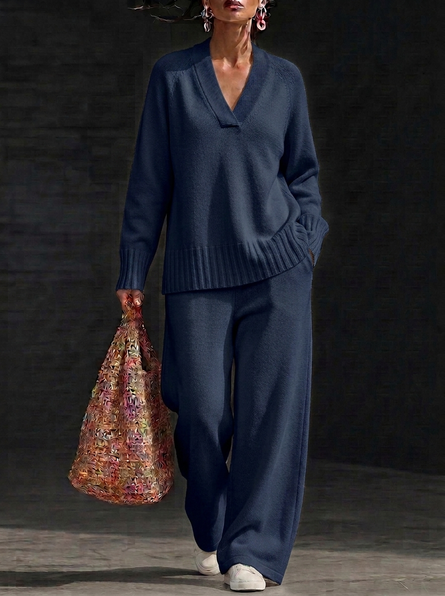 HOT SALE💥 Women's Casual V-neck Cashmere Soft Sweater Suit