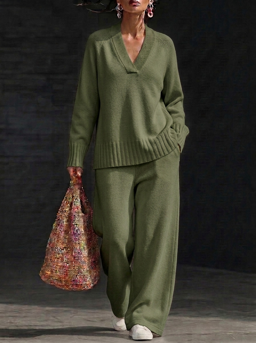HOT SALE💥 Women's Casual V-neck Cashmere Soft Sweater Suit