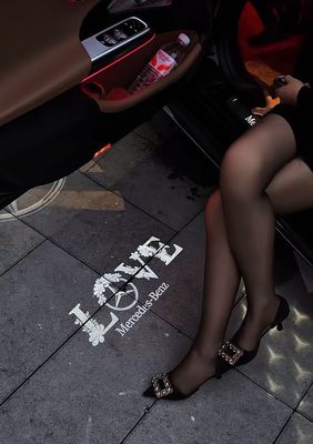 Mercedes Benz Door Love Led High Quality ( Have For All Mercedes Benz Models )