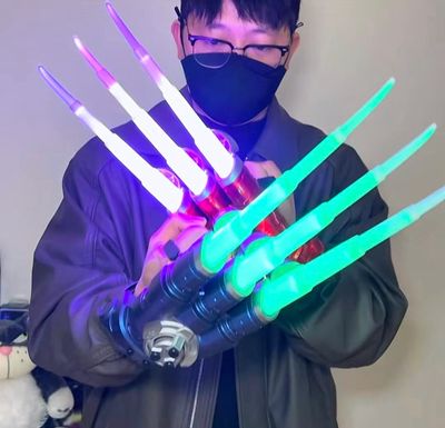 Claw With Led Sound Spark