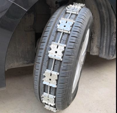 Anti-skid chain 65 manganese steel quenched 360° full-coverage anti-skid powerful ice-breaking vibration-free ( A set of two used for two tires 🛞)