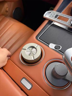 All-metal Cyber ​​Mechanical Ashtray High-end Creative Personalized Car Desktop Anti-Flying Ash Gift for Men