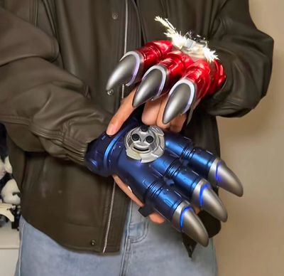 Claw With Led Sound Spark