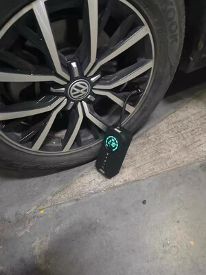 Car Inflator Tire Pump With Emergency Box