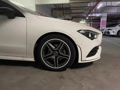 Wheel Defender, Decoration