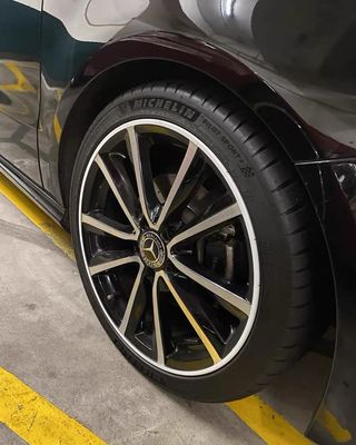 Wheel Defender, Decoration