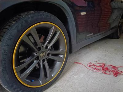 Wheel Defender, Decoration