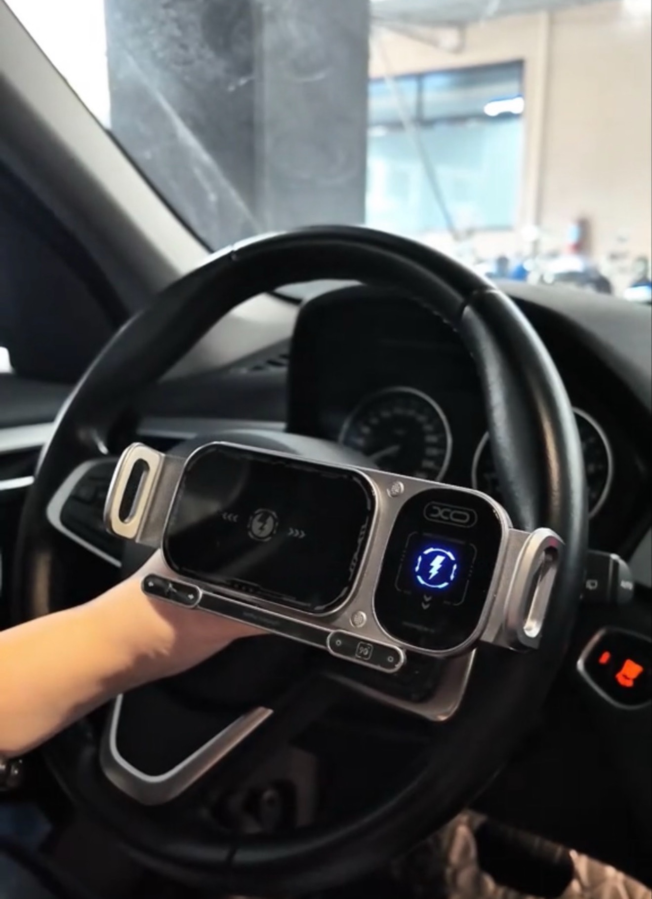 I Pad+ Phone Holder+Charger ( Universal For All Cars )