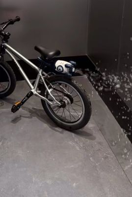 Bicycle Bike Car , Bubble Machine