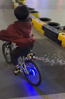 Bicycle Bike Car , Bubble Machine