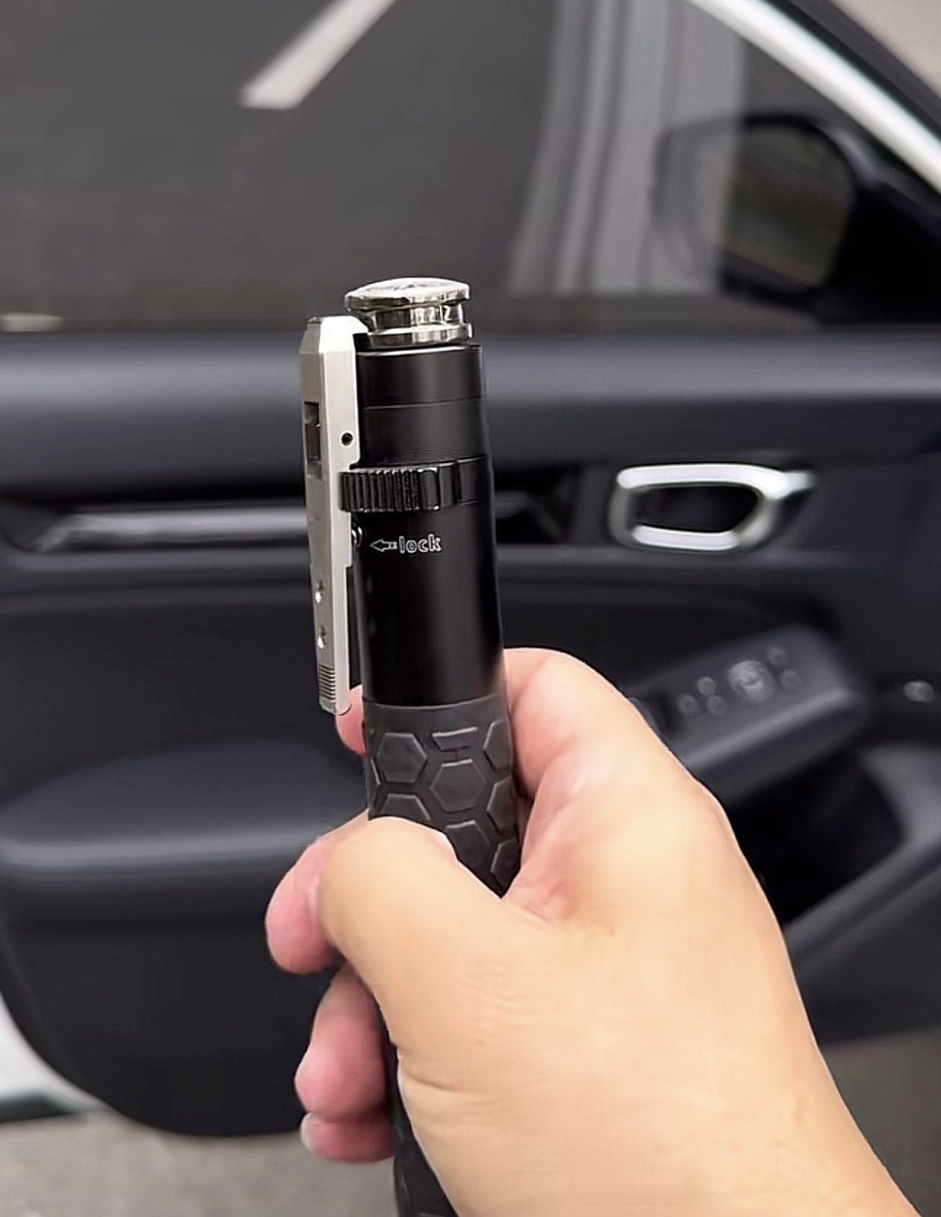 Baton legal self-defense weapon three-section baton telescopic vehicle-mounted weapon multifunctional emergency baton 79cm
