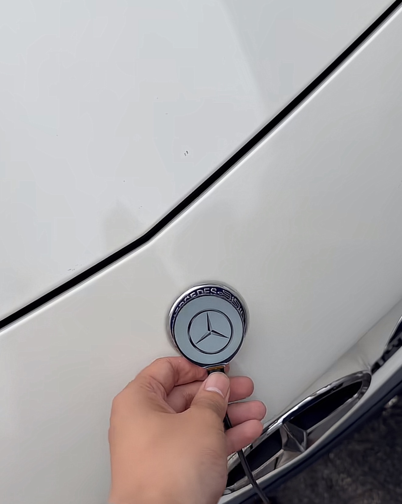 Car Display Emblem Control With Phone ( Have For All Cars )