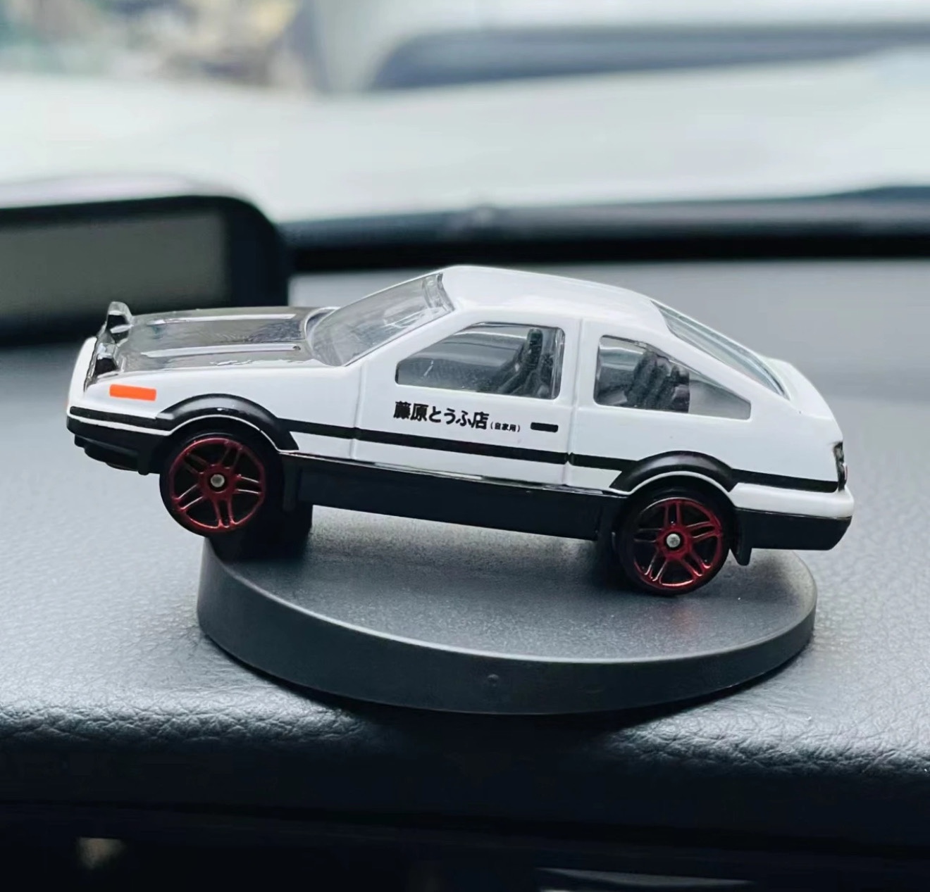 Mini Car Accessor ( Universal)