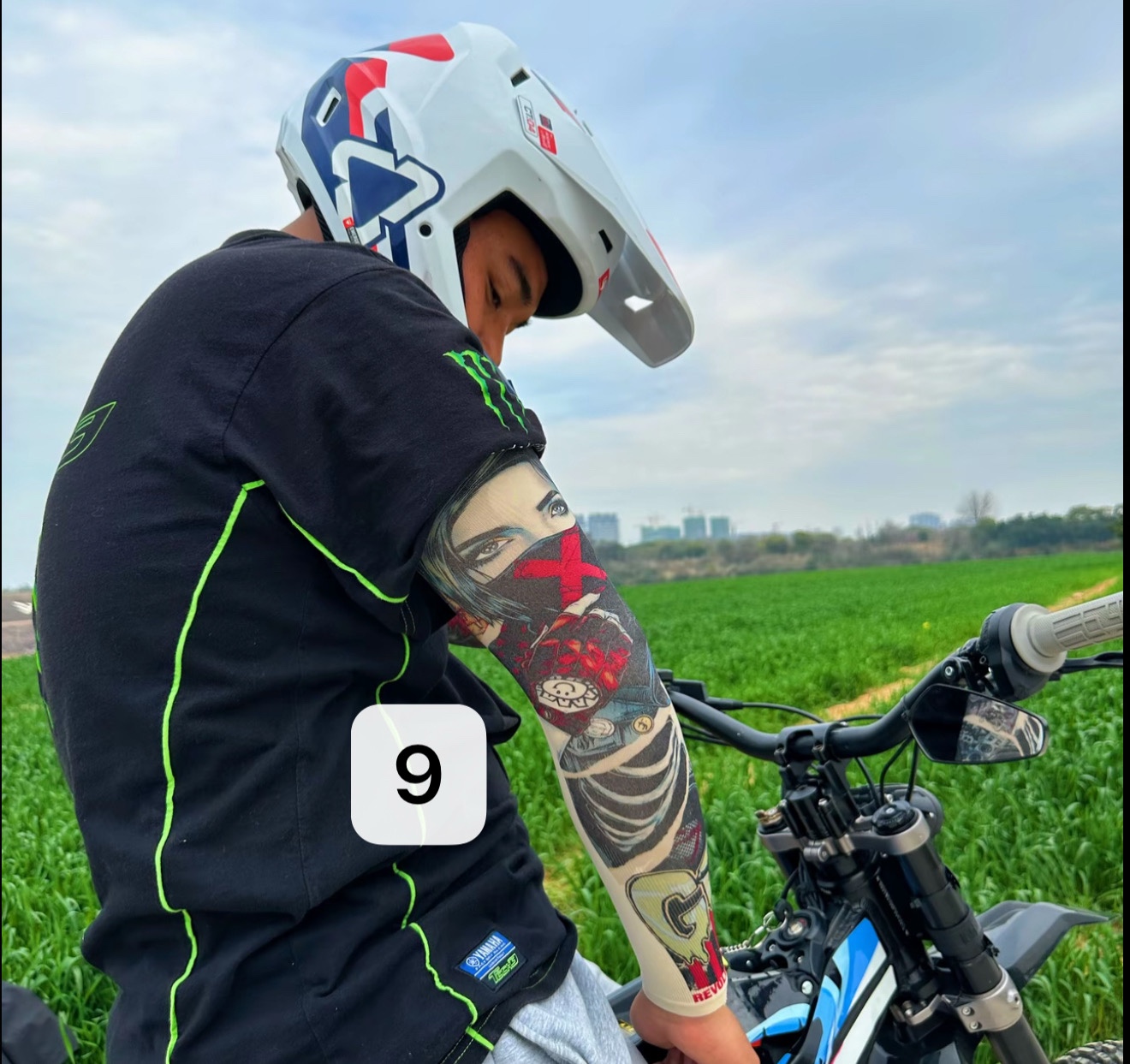 Arm tattoo sleeve ultra-thin seamless breathable realistic handsome ( One Pair Left And Right )