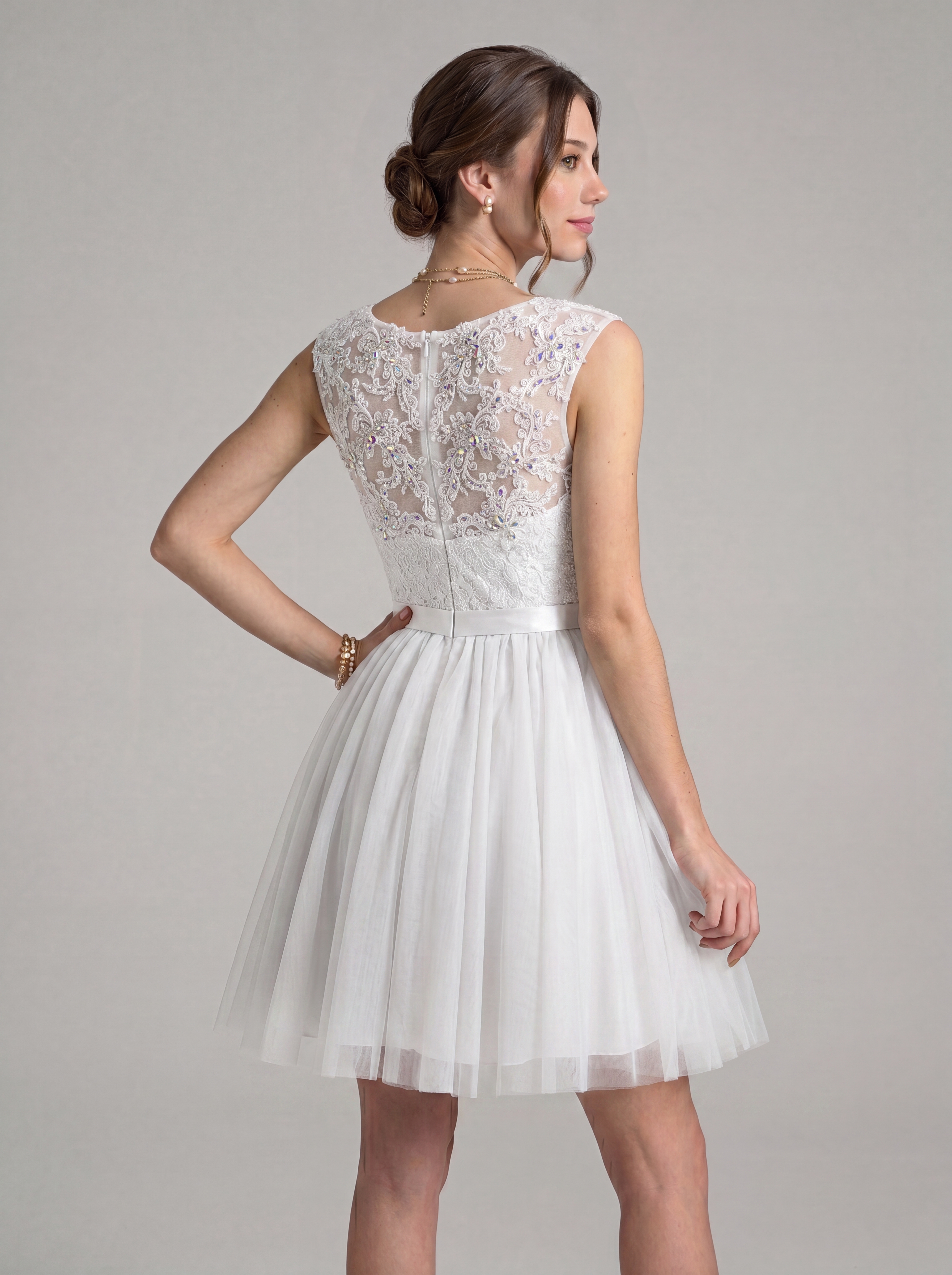 Elegant Short Homecoming Dress - Illusion Lace Tulle A-Line Cocktail Gown with Rhinestone Belt for Prom & Graduation