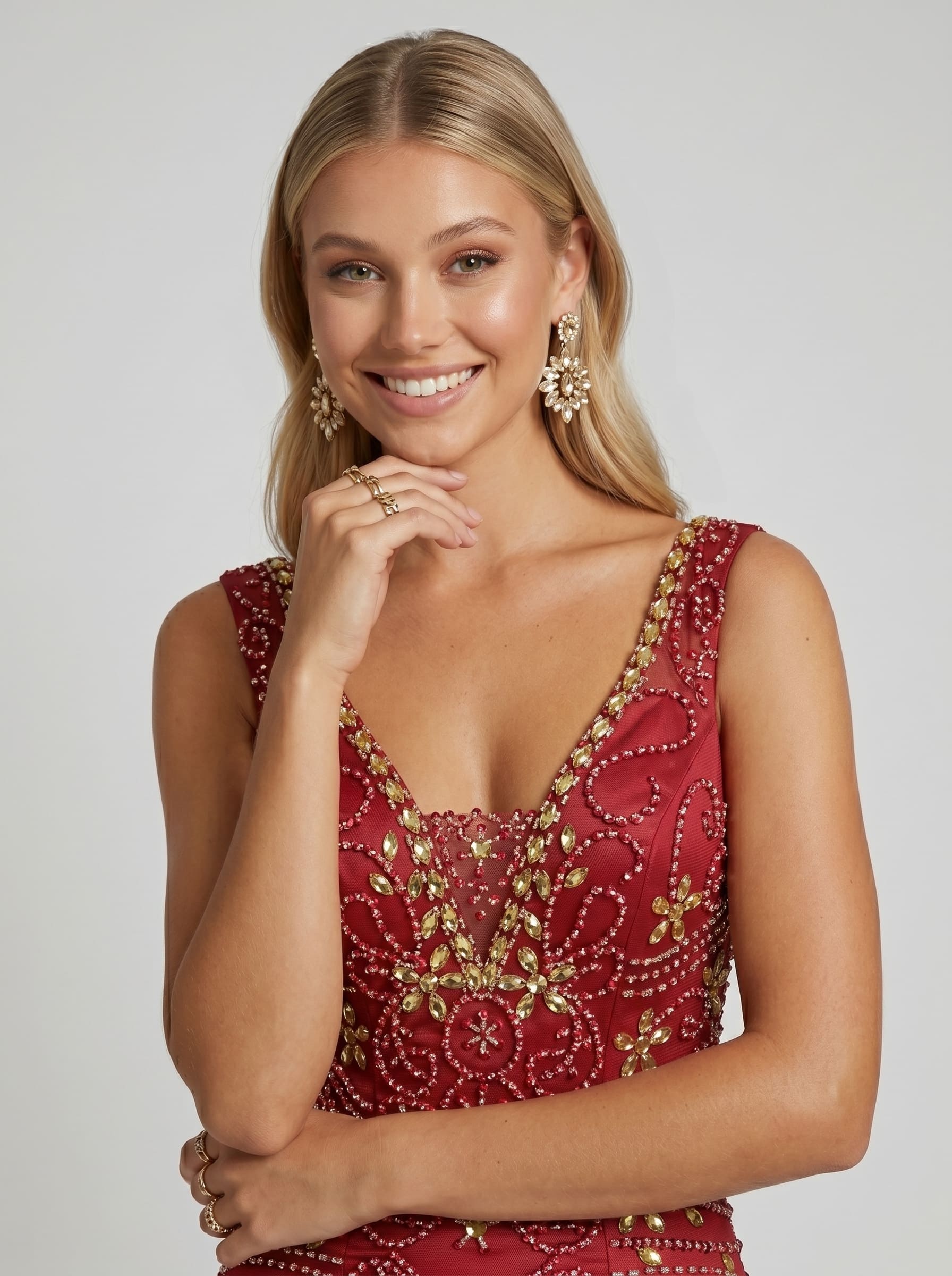 Luxury Sequin Mermaid Evening Dress - Formal Deep V-Neck Prom Gown with Baroque Beaded Embroidery
