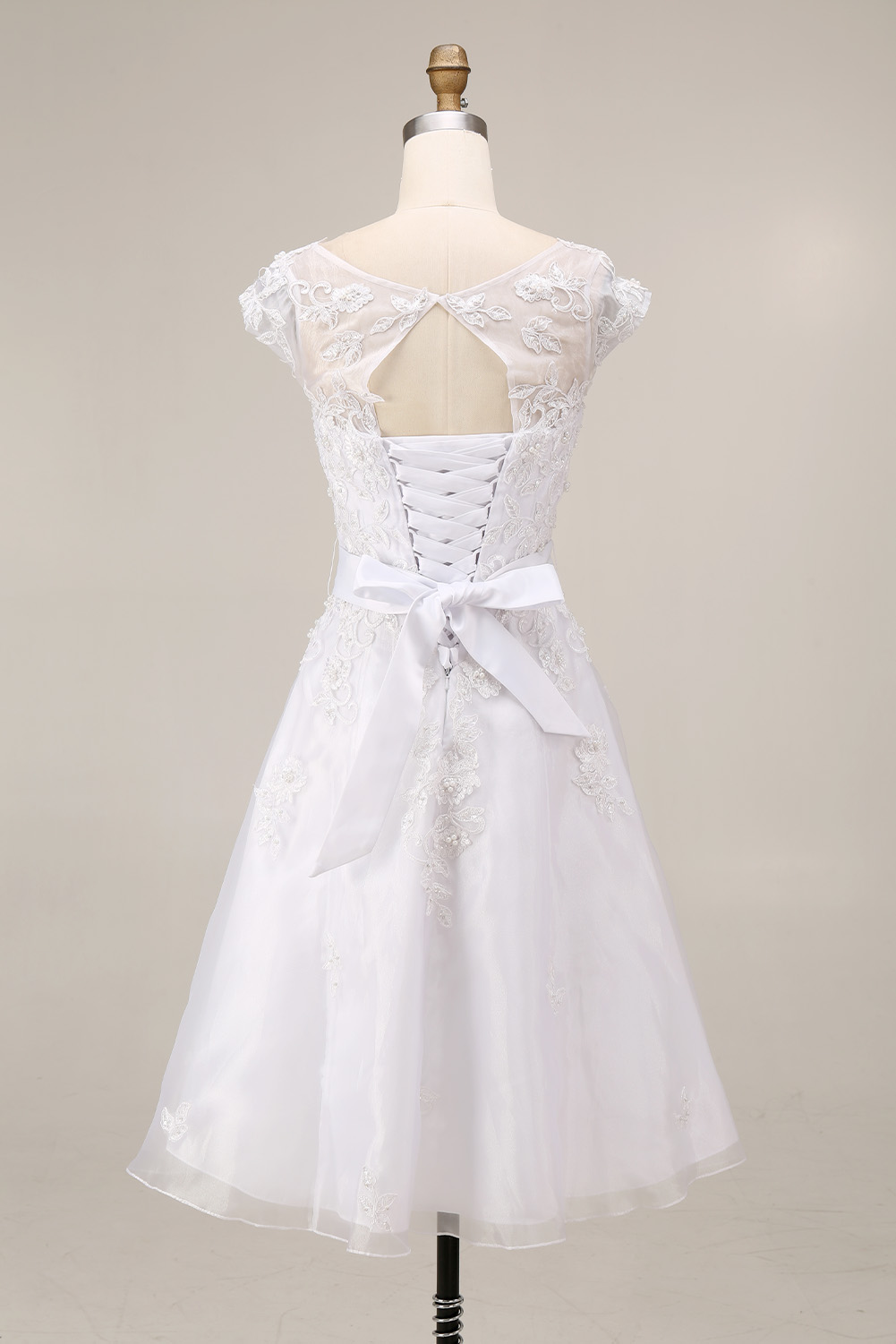 Elegant Floral Lace Applique Tulle Mini Dress | Illusion Neckline Cap Sleeve A-Line Short Party Gown